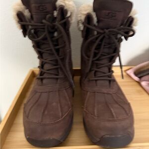 UGG Women's Dark Brown Adirondack Winter Boots